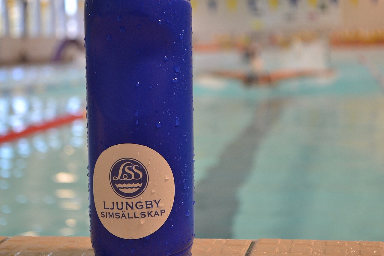 Ljungby Simsällskap i simhallen